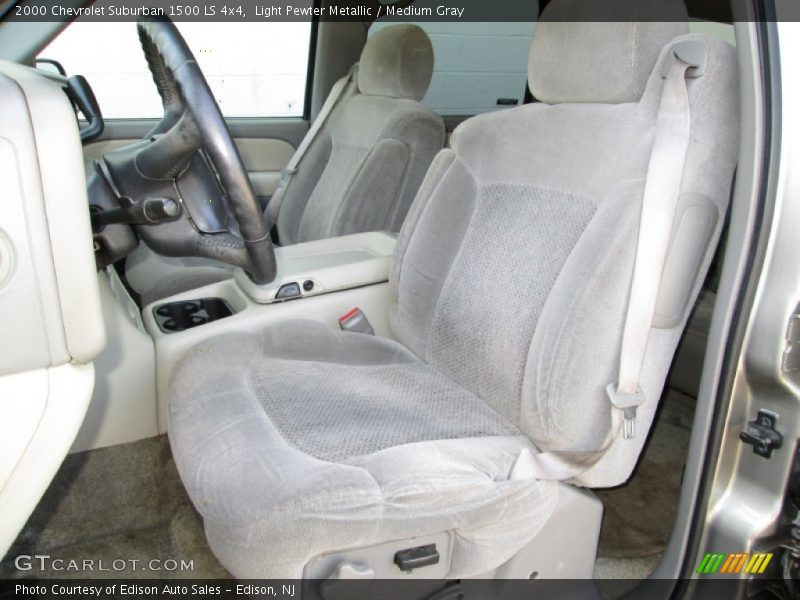 Light Pewter Metallic / Medium Gray 2000 Chevrolet Suburban 1500 LS 4x4