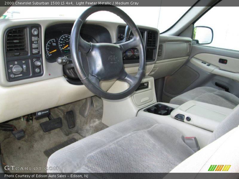 Light Pewter Metallic / Medium Gray 2000 Chevrolet Suburban 1500 LS 4x4