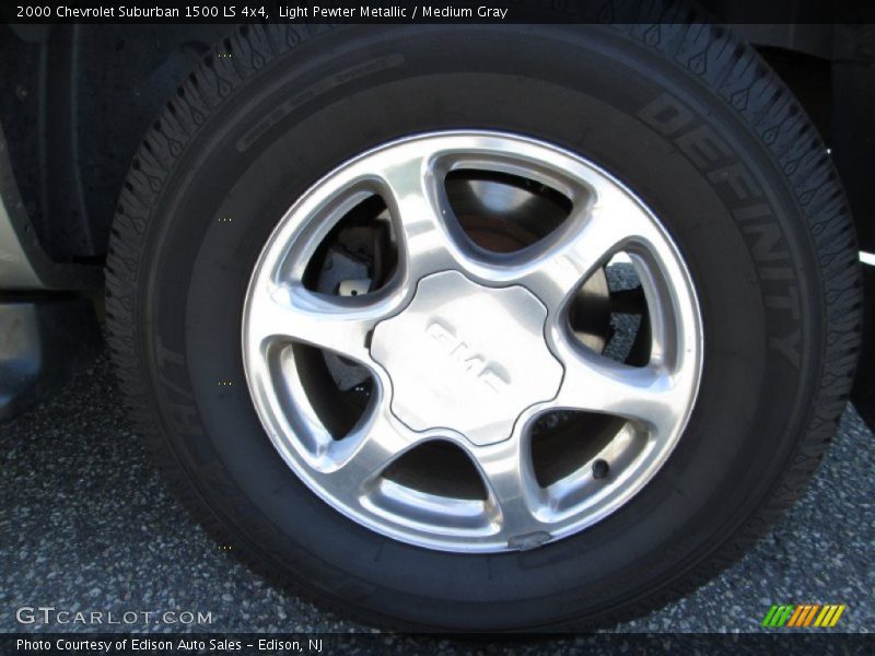 Light Pewter Metallic / Medium Gray 2000 Chevrolet Suburban 1500 LS 4x4