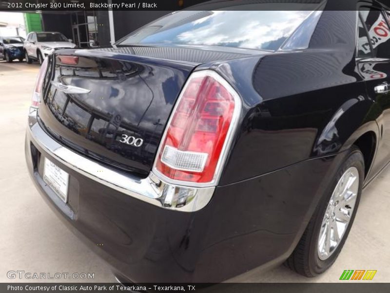 Blackberry Pearl / Black 2012 Chrysler 300 Limited