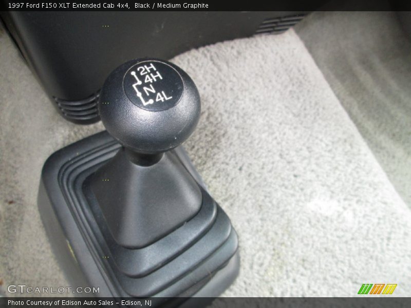 Black / Medium Graphite 1997 Ford F150 XLT Extended Cab 4x4