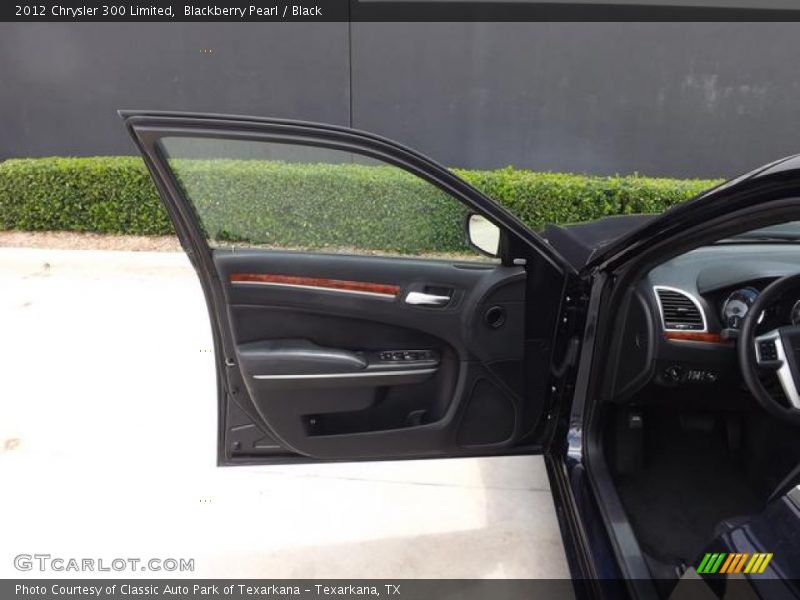 Blackberry Pearl / Black 2012 Chrysler 300 Limited