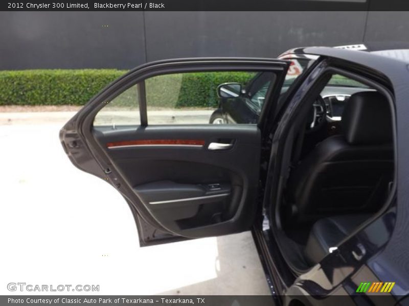 Blackberry Pearl / Black 2012 Chrysler 300 Limited