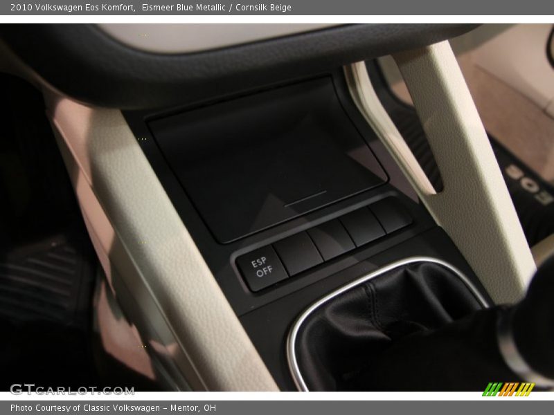 Eismeer Blue Metallic / Cornsilk Beige 2010 Volkswagen Eos Komfort