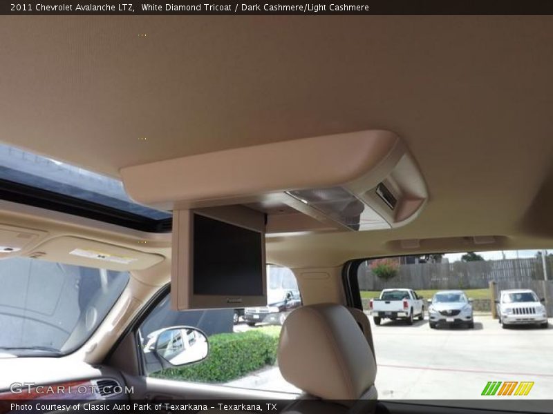 White Diamond Tricoat / Dark Cashmere/Light Cashmere 2011 Chevrolet Avalanche LTZ