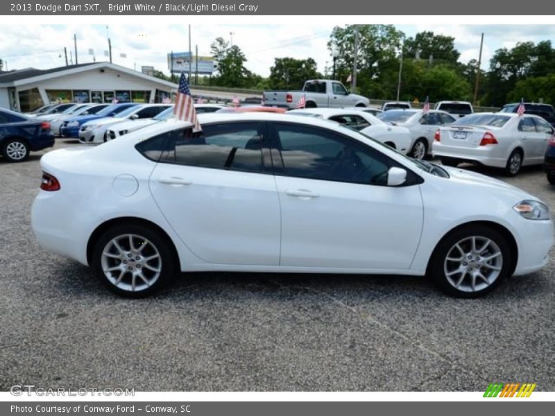 Bright White / Black/Light Diesel Gray 2013 Dodge Dart SXT
