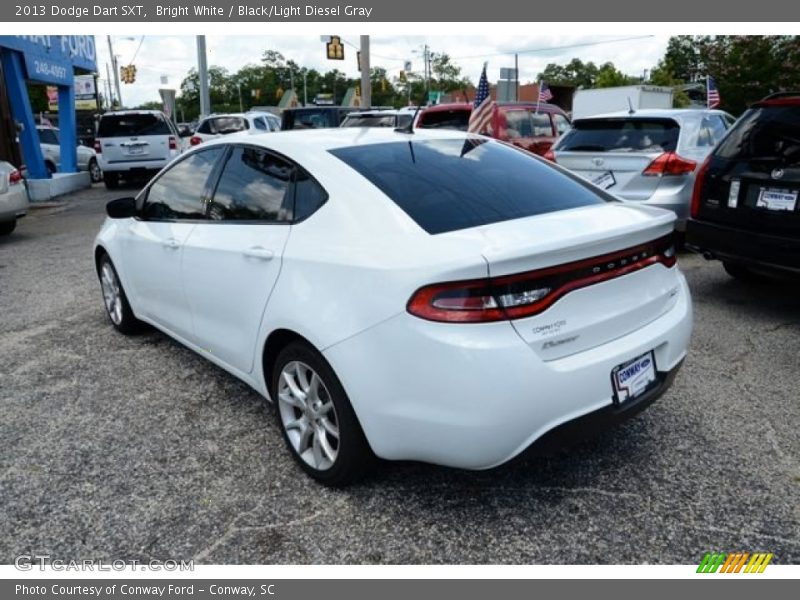 Bright White / Black/Light Diesel Gray 2013 Dodge Dart SXT