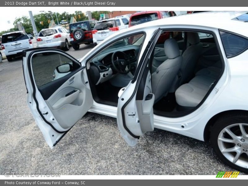 Bright White / Black/Light Diesel Gray 2013 Dodge Dart SXT