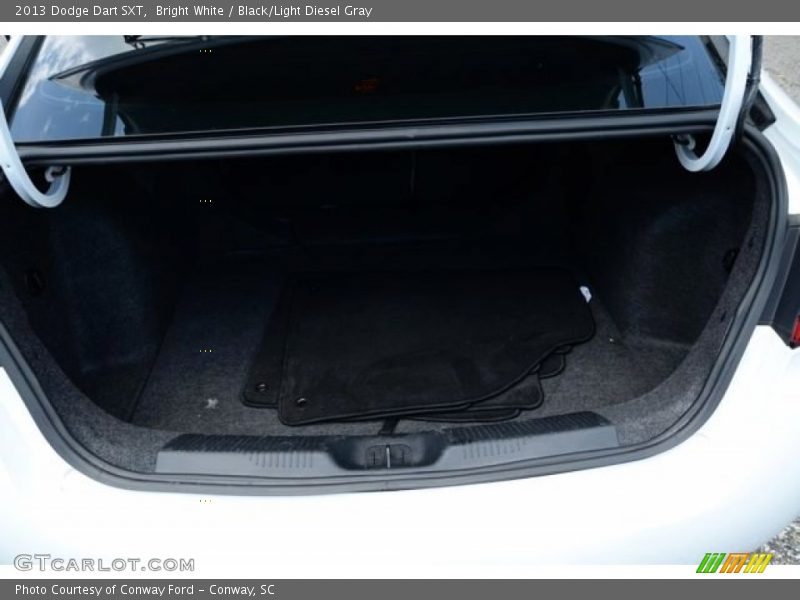 Bright White / Black/Light Diesel Gray 2013 Dodge Dart SXT