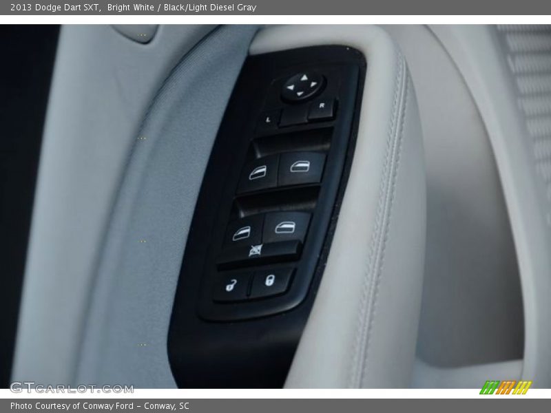 Bright White / Black/Light Diesel Gray 2013 Dodge Dart SXT