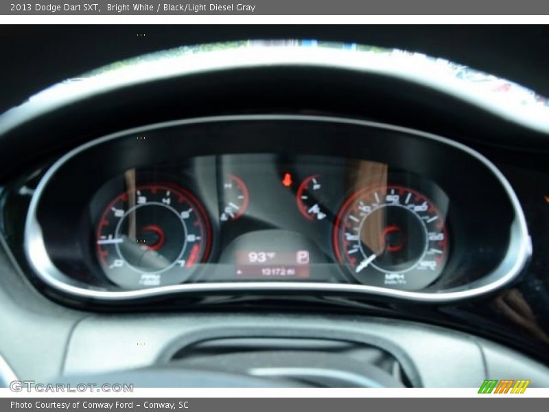 Bright White / Black/Light Diesel Gray 2013 Dodge Dart SXT