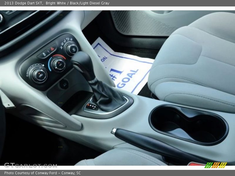 Bright White / Black/Light Diesel Gray 2013 Dodge Dart SXT