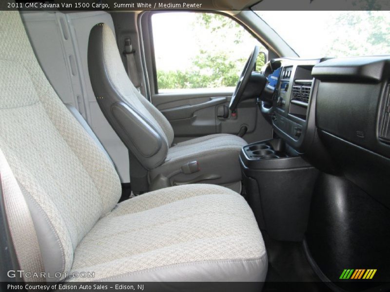 Summit White / Medium Pewter 2011 GMC Savana Van 1500 Cargo