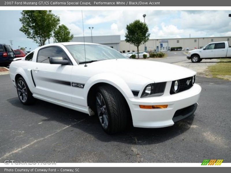 Front 3/4 View of 2007 Mustang GT/CS California Special Coupe