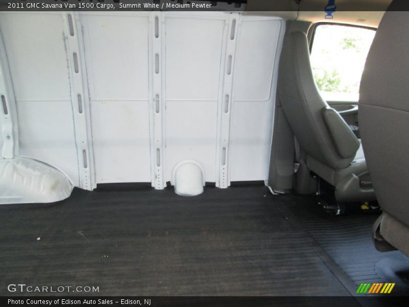 Summit White / Medium Pewter 2011 GMC Savana Van 1500 Cargo