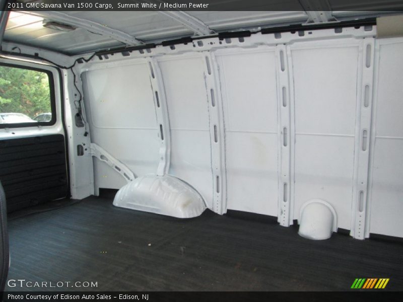 Summit White / Medium Pewter 2011 GMC Savana Van 1500 Cargo