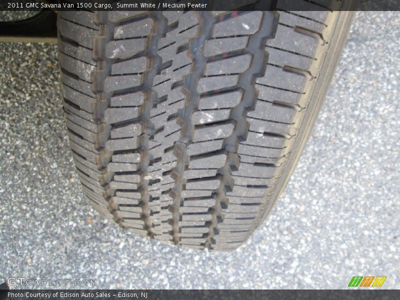 Summit White / Medium Pewter 2011 GMC Savana Van 1500 Cargo