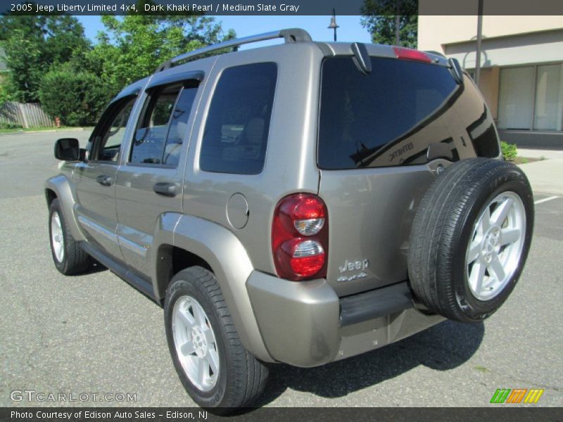 Dark Khaki Pearl / Medium Slate Gray 2005 Jeep Liberty Limited 4x4