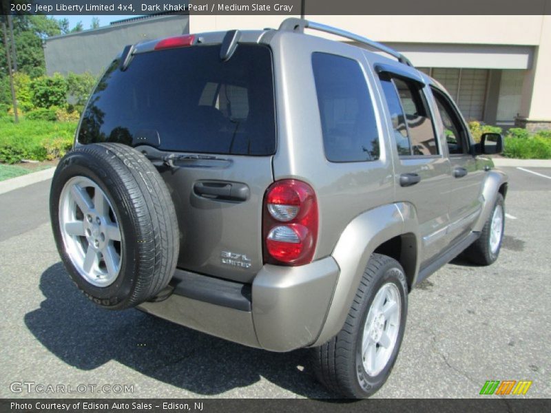 Dark Khaki Pearl / Medium Slate Gray 2005 Jeep Liberty Limited 4x4