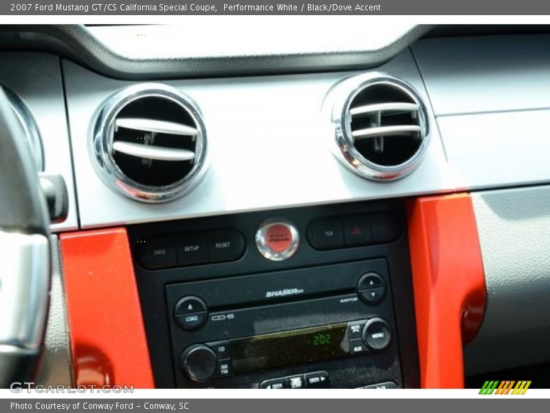 Performance White / Black/Dove Accent 2007 Ford Mustang GT/CS California Special Coupe