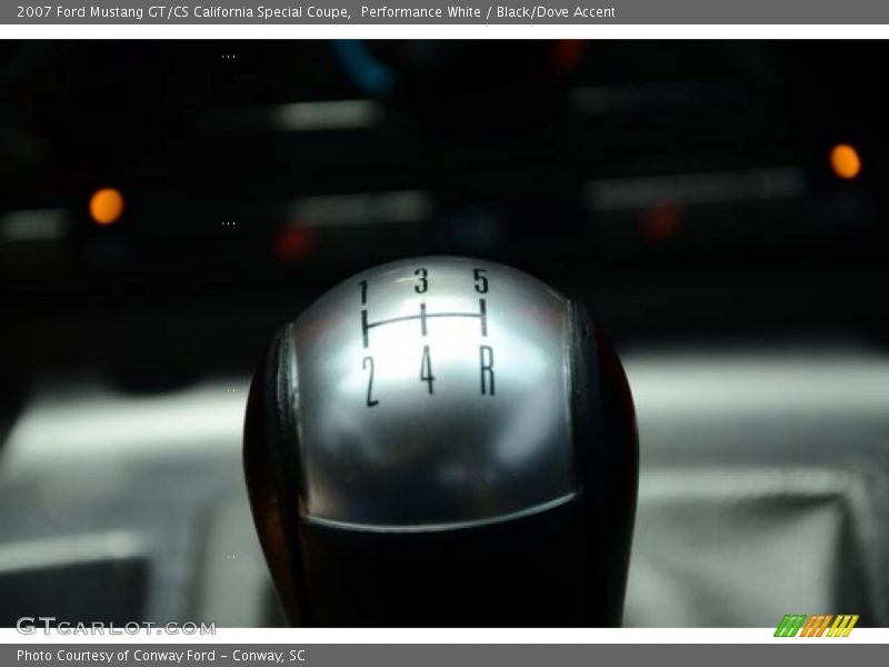 Performance White / Black/Dove Accent 2007 Ford Mustang GT/CS California Special Coupe