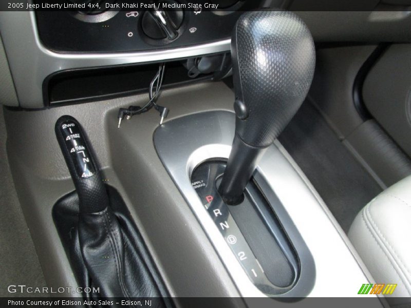 Dark Khaki Pearl / Medium Slate Gray 2005 Jeep Liberty Limited 4x4