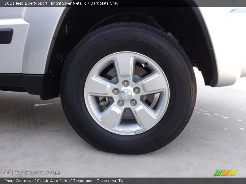 Bright Silver Metallic / Dark Slate Gray 2011 Jeep Liberty Sport