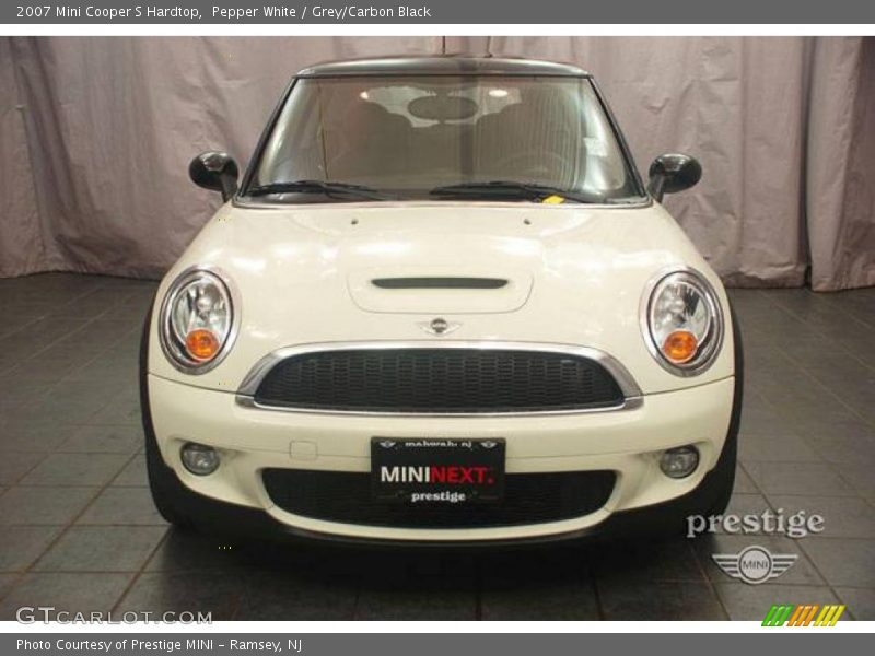 Pepper White / Grey/Carbon Black 2007 Mini Cooper S Hardtop