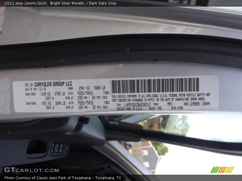 Bright Silver Metallic / Dark Slate Gray 2011 Jeep Liberty Sport