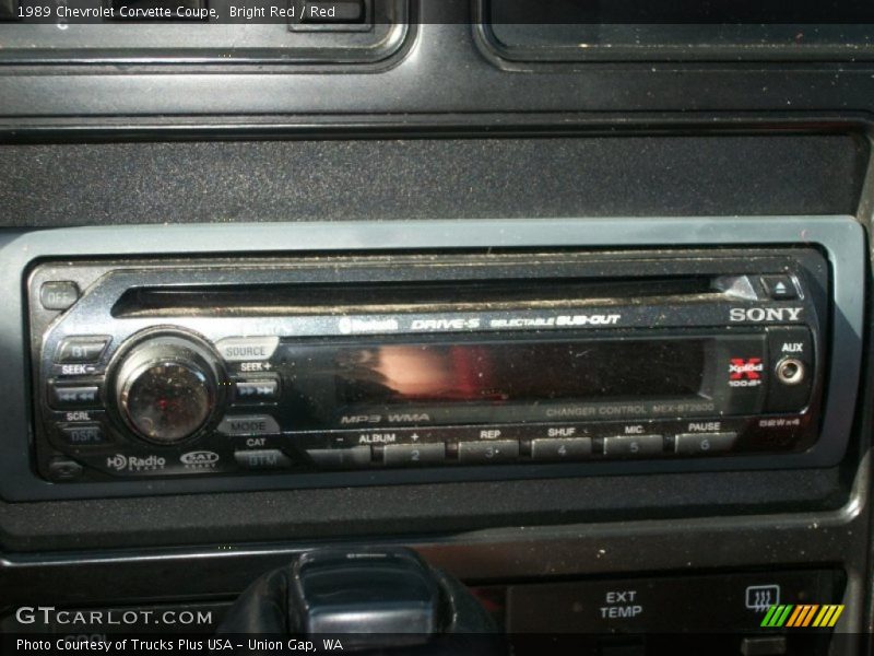 Bright Red / Red 1989 Chevrolet Corvette Coupe