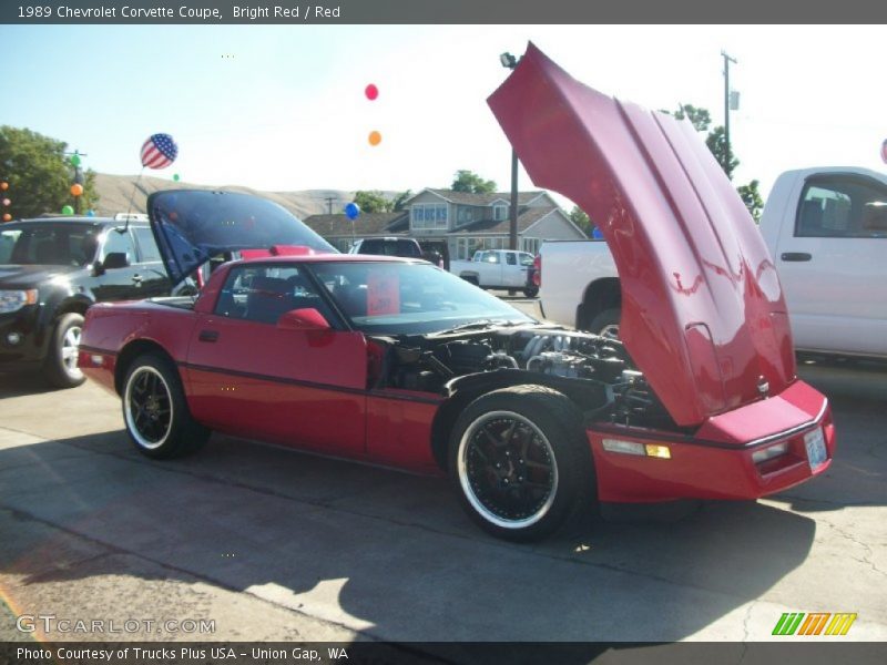 Bright Red / Red 1989 Chevrolet Corvette Coupe
