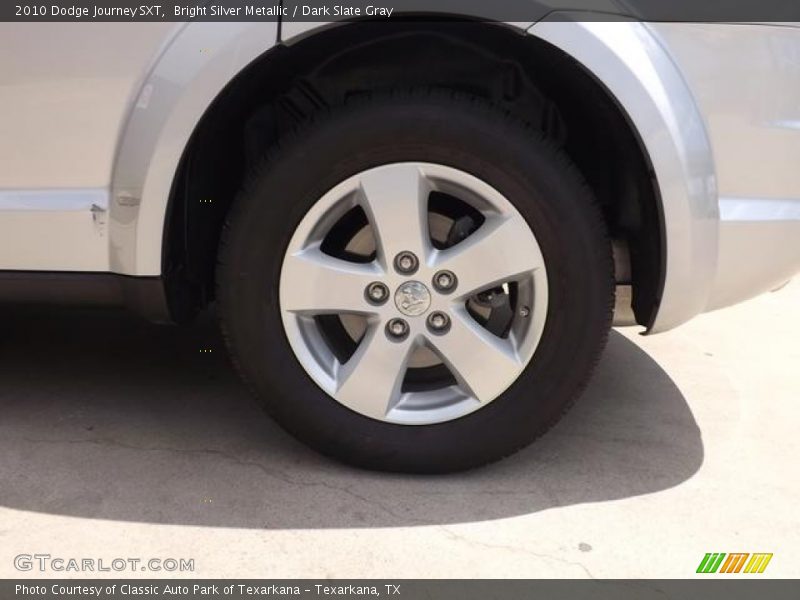 Bright Silver Metallic / Dark Slate Gray 2010 Dodge Journey SXT
