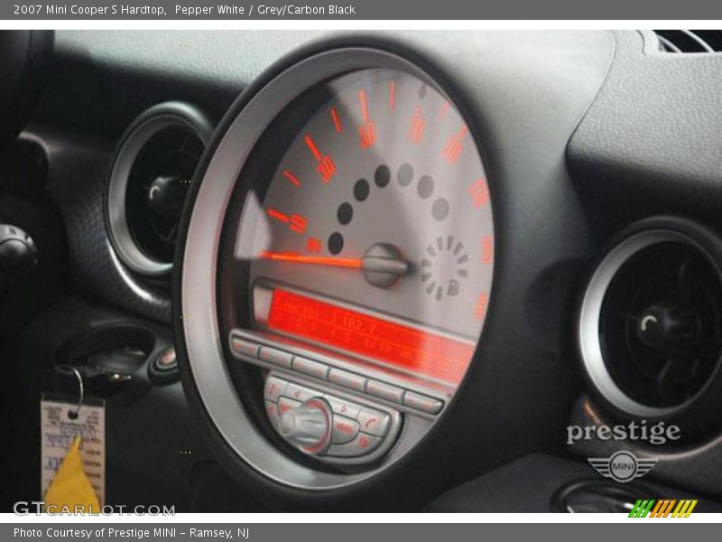 Pepper White / Grey/Carbon Black 2007 Mini Cooper S Hardtop
