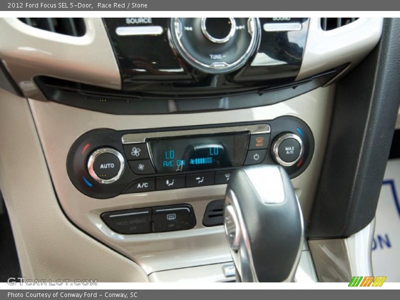 Race Red / Stone 2012 Ford Focus SEL 5-Door