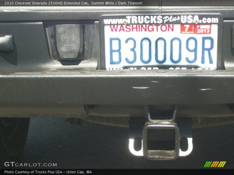 Summit White / Dark Titanium 2010 Chevrolet Silverado 2500HD Extended Cab