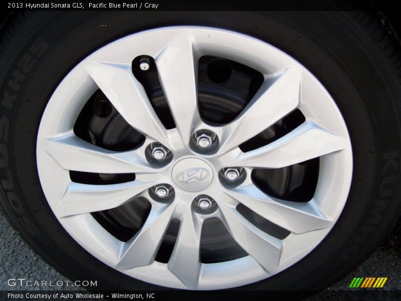 Pacific Blue Pearl / Gray 2013 Hyundai Sonata GLS