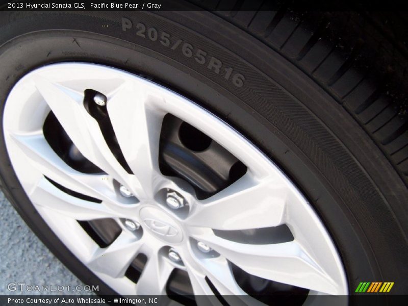 Pacific Blue Pearl / Gray 2013 Hyundai Sonata GLS