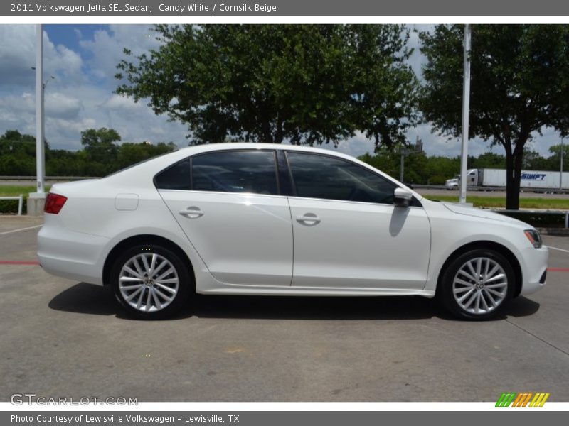 Candy White / Cornsilk Beige 2011 Volkswagen Jetta SEL Sedan