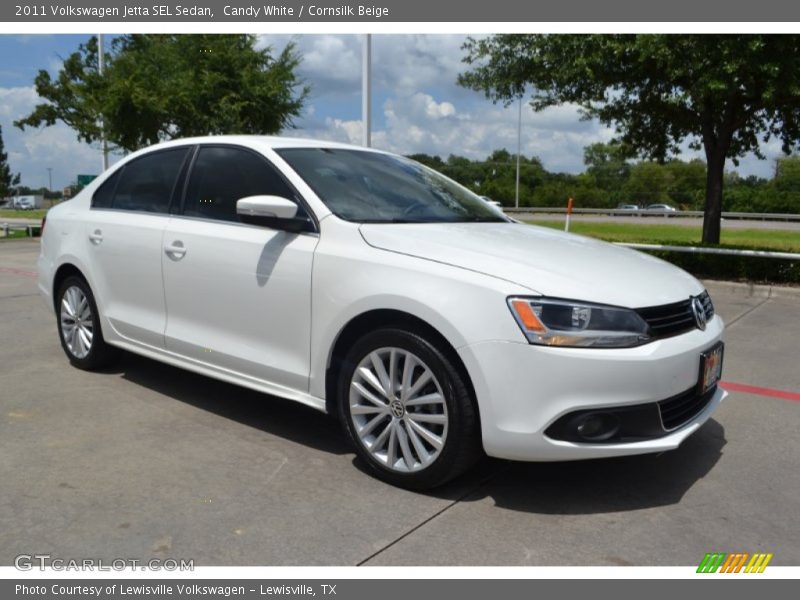 Candy White / Cornsilk Beige 2011 Volkswagen Jetta SEL Sedan