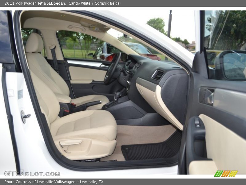 Candy White / Cornsilk Beige 2011 Volkswagen Jetta SEL Sedan