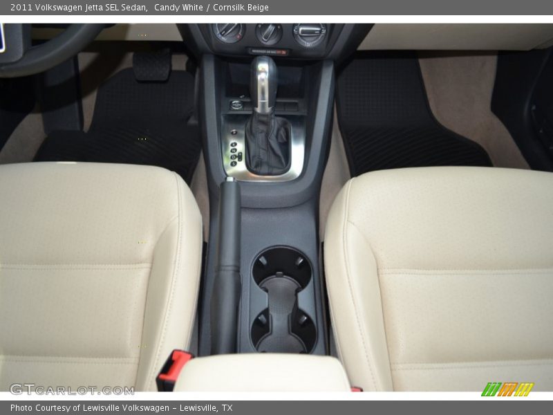 Candy White / Cornsilk Beige 2011 Volkswagen Jetta SEL Sedan