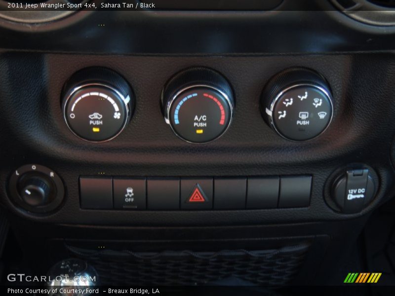 Sahara Tan / Black 2011 Jeep Wrangler Sport 4x4