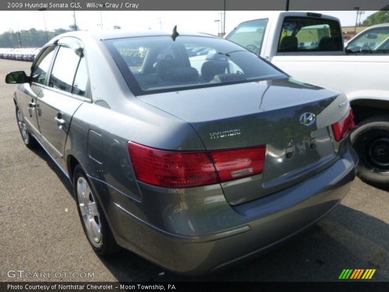 Willow Gray / Gray 2009 Hyundai Sonata GLS