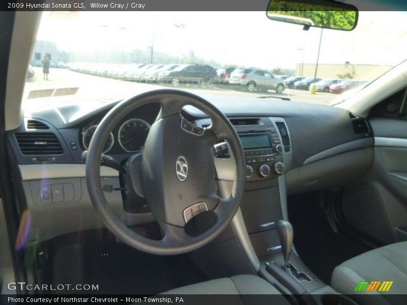 Willow Gray / Gray 2009 Hyundai Sonata GLS