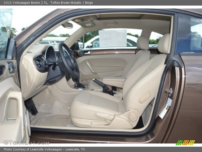 Toffee Brown Metallic / Beige 2013 Volkswagen Beetle 2.5L