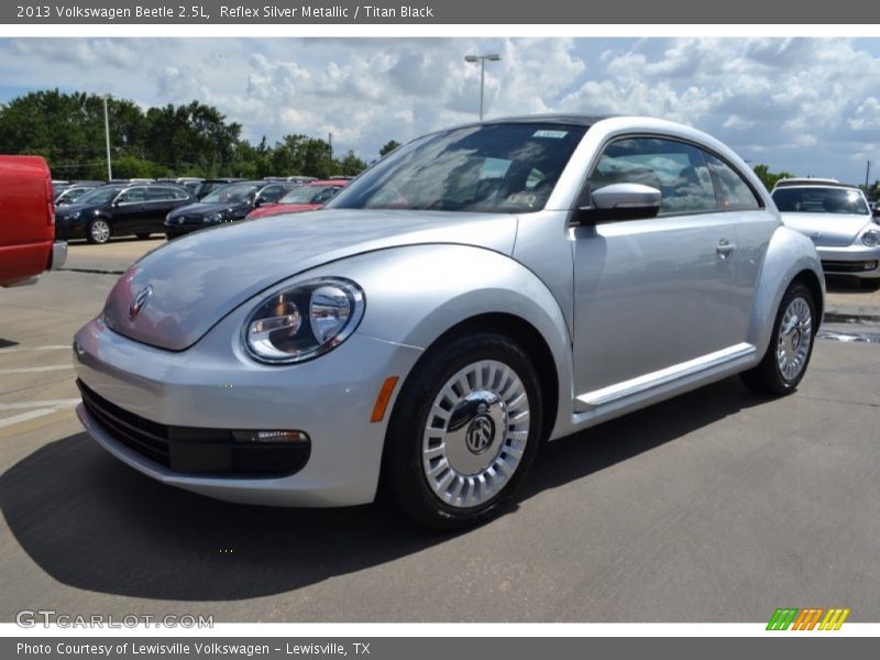 Reflex Silver Metallic / Titan Black 2013 Volkswagen Beetle 2.5L