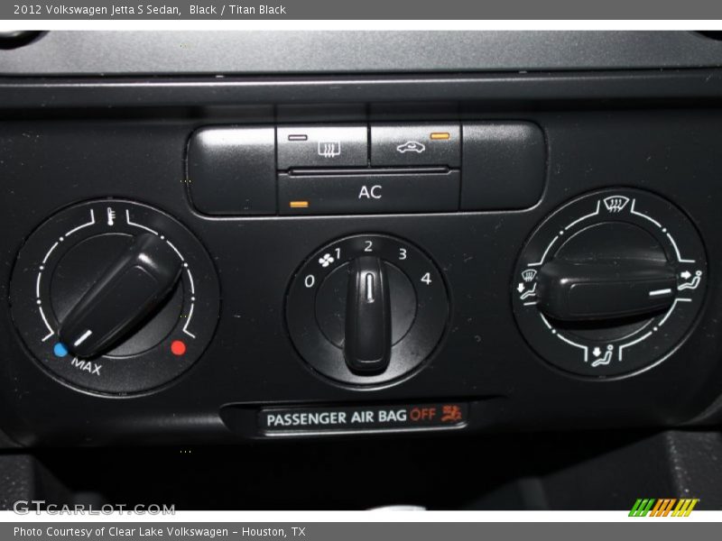 Black / Titan Black 2012 Volkswagen Jetta S Sedan
