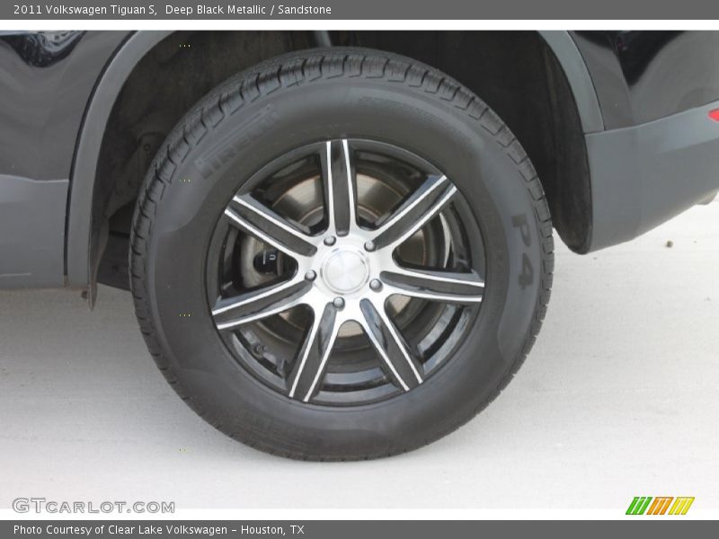 Deep Black Metallic / Sandstone 2011 Volkswagen Tiguan S