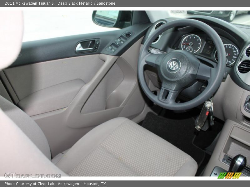 Deep Black Metallic / Sandstone 2011 Volkswagen Tiguan S