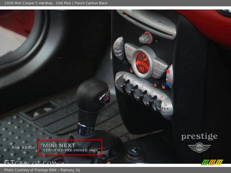 Chili Red / Punch Carbon Black 2008 Mini Cooper S Hardtop